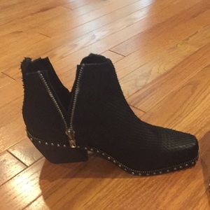 NEW Jeffrey Campbell ankle boots